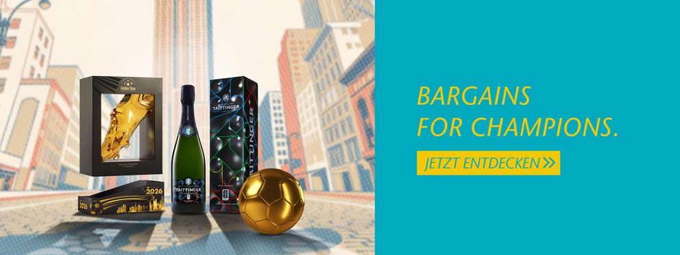Goldener Fußball, Champagnerflasche und goldener Fußballschuh vor einer Stadtkulisse mit dem Werbeslogan „Bargains for Champions“.