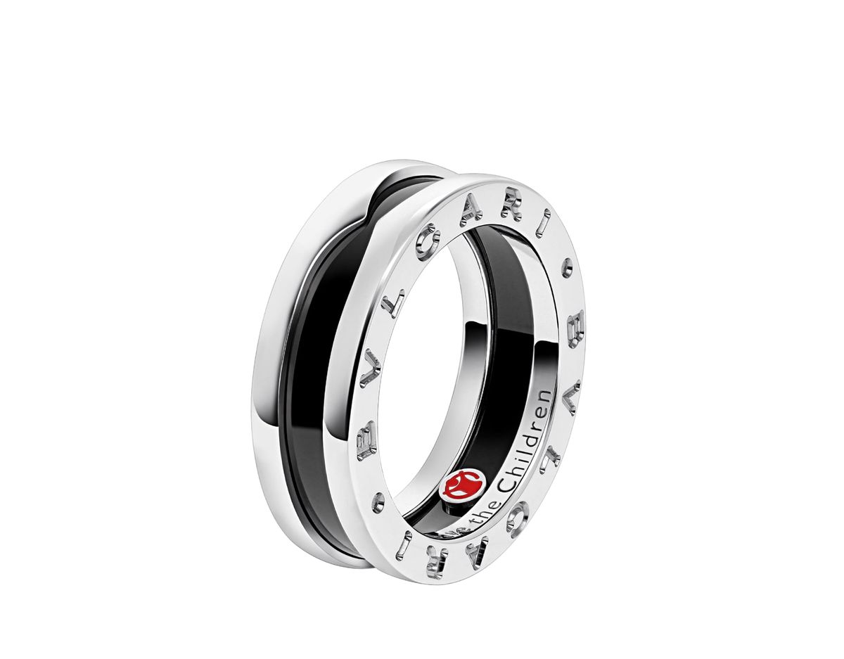 save-the-children-rings-frankfurt-airport-online-shopping