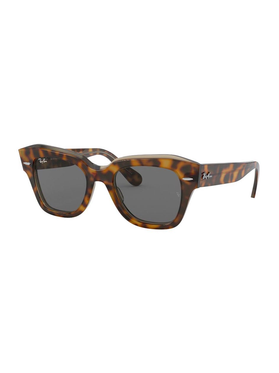 ray ban retailers