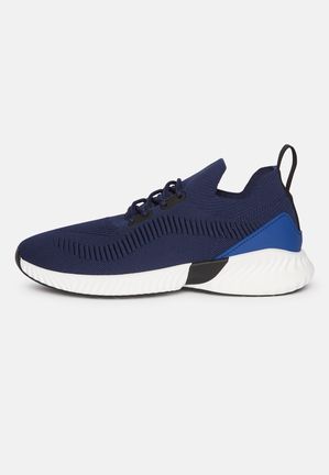 Adidas frankfurt airport on sale