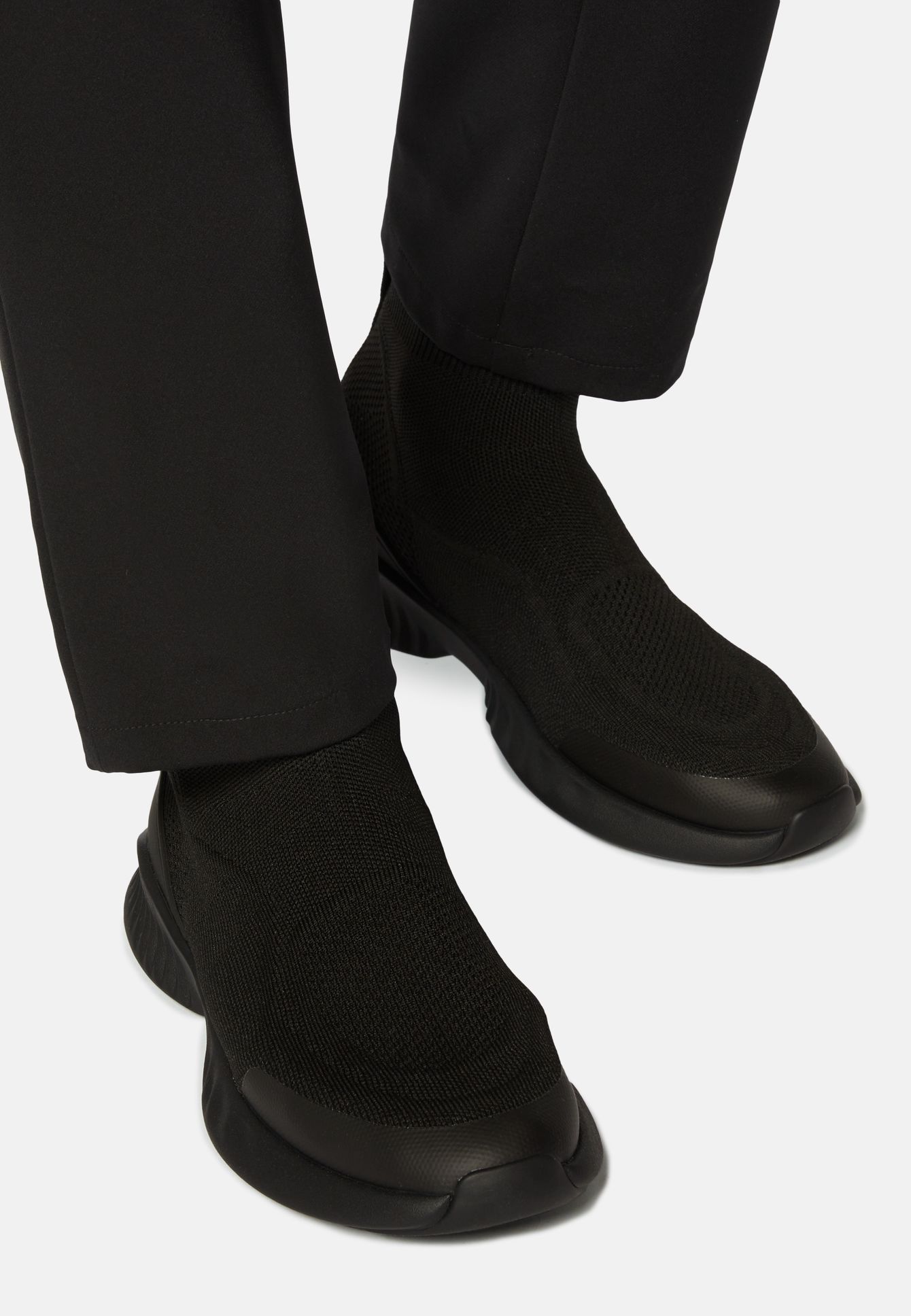 Black Recycled Yarn Willow Trainers Frankfurt Airport Online Shopping