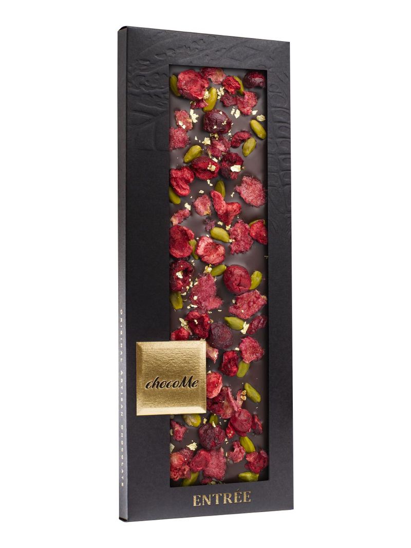 chocoMe - Dunkle Schokolade mit Pistazien, kristallisierten Rosenblättern, gefriergetrockneten Sauerkirschen und 23-karätigen Goldkrümeln