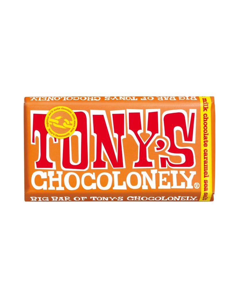 Tony's Chocolonely Fairtrade Milchschokolade mit mindestens 32% Kakaofeststoffen sowie Karamell und Meersalz. Hergestellt in Belgien. 240g