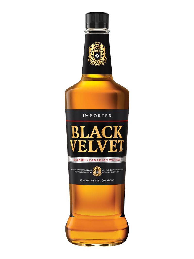 Black Velvet Blended Canadian Whisky 40% 1L*