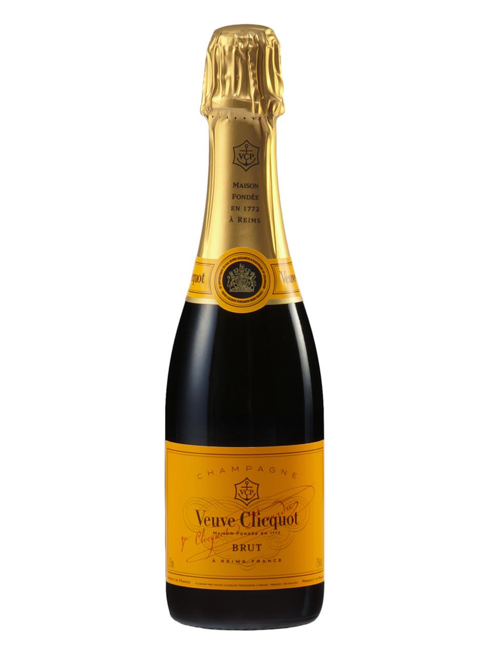 Шампанское клико купить в москве. Вино игристое брют вдова Клико. Шампанское Veuve Clicquot Ponsardin Brut 0.75 л, подарочная упаковка. Шампанское вдова Клико Понсардин. Veuve Clicquot 0 375.